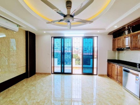 Nhà Tô Vĩnh Diện, Thanh Xuân, lô góc, ô tô đỗ cửa Full nội thất xịn