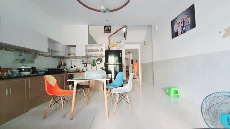 Nhà MẶT TIỀN rộng diện tích 112m² ( bề ngang 5m) chỉ 27 triệu/m²