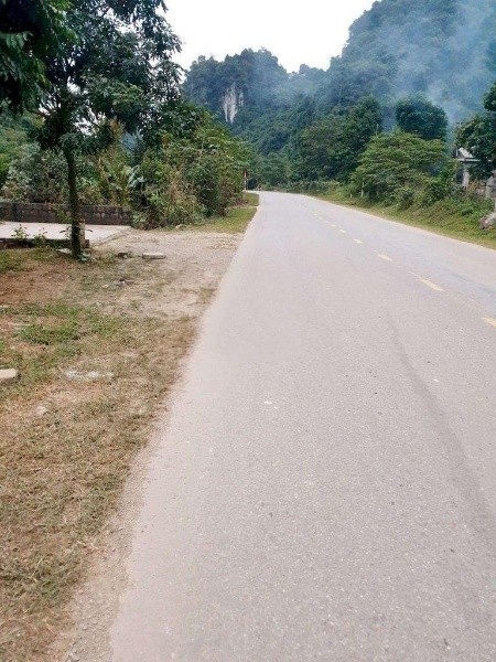 Cần Bán 870m^2 Đất Liền Kề Mặt Đường Ql12B - 68, DT12B, Thanh Nông, Huyện Lạc Thủy, Hòa Bình