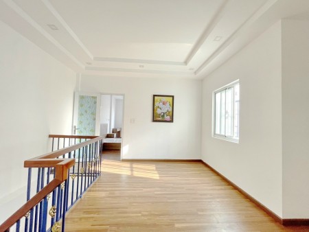 Đi đến slide 8