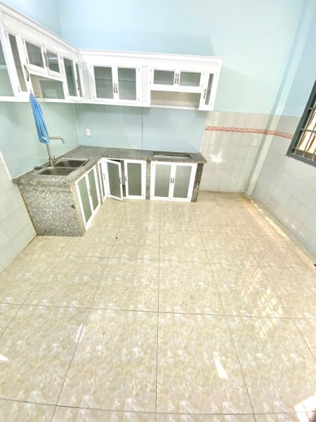Hẻm 325/ Hòa Hảo diện tích 4m*9m. 3 Tầng, giá bán 4.9 tỷ