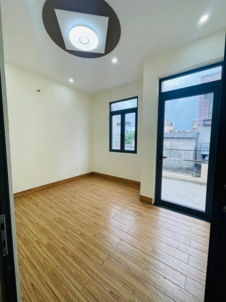 Nhà hiếm trung tâm Gò Vấp hẻm xe tới thẳng nhà DT 48m², giá chỉ 4,9 tỷ