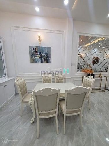 Bán nhà HXH 6m Trần Hưng Đạo, P6, Quận 5 khúc 2 chiều giá tốt