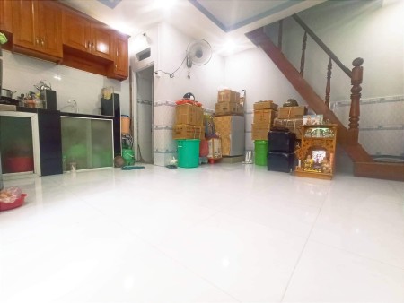 Bán gấp nhà hẻm xe hơi C5 Shr đầy đủ công năng Trung Mỹ Tây-Quận 12 chỉnh 2.1 tỷ có ngay nhà Trung