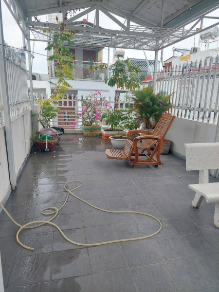 Bán nhà 4 tầng dtsd 81M2 đường Nguyễn Thị Tầng Quận 8, giá 8.6 tỷ
