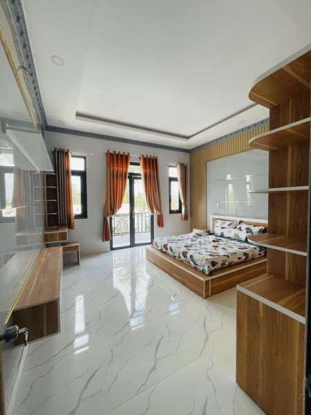 Cần bán nhà mặt phố Lê Đình Cẩn diện tích 57m2, 2 tầng, giá 3.1 tỷ