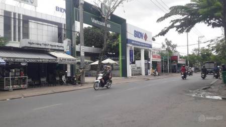 Cần chuyển nhượng gấp bất động sản Nhà Bè, giá 22 triệu/m2, lh 0933889485