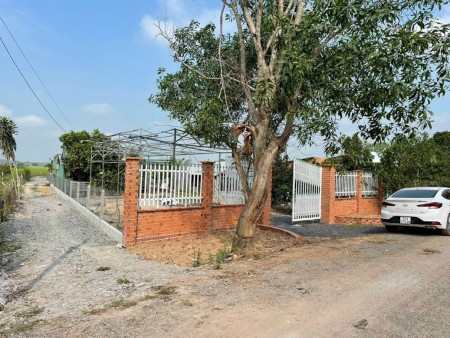 Bán đất vườn chính chủ 2 mặt tiền có sẵn nhà cấp 4 đường 1/Nguyễn Thị Rành