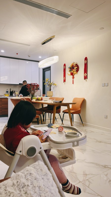 Cho thuê căn hộ 3PN view sân golf tại dự án Sunshine City full đồ chỉ việc ở LH 0396389340