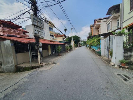 Đi đến slide 1