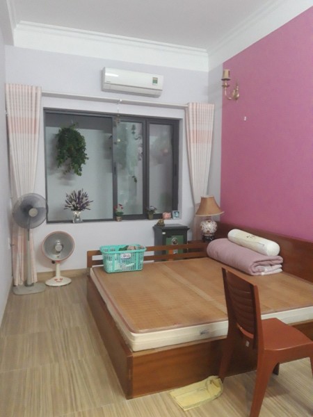 Nhà hiếm Nguyễn Văn Linh chủ xây còn mới 90% DT 46m², mặt tiền 3,2m, giá chỉ 2,55 tỷ