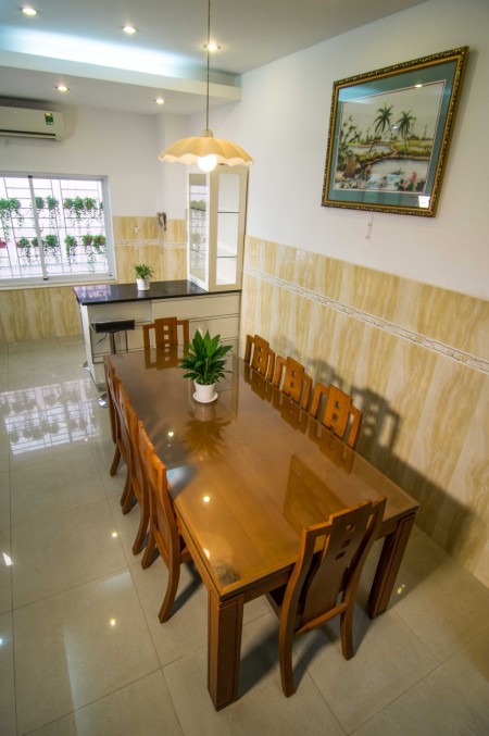 Nhà hiếm chính chủ đường Hoa Đào P.2 Phú Nhuận DT 67m² x 4 tầng Giá chỉ 18 tỷ