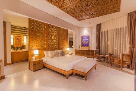 Chủ cần bán nhà MT đường 30m Bình Thạnh: 10.5mx45m, DT: 476m2, CN: 400m2. Giá bán nhanh: 76 tỷ bớt