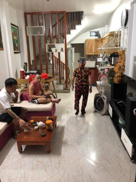 Đi đến slide 4