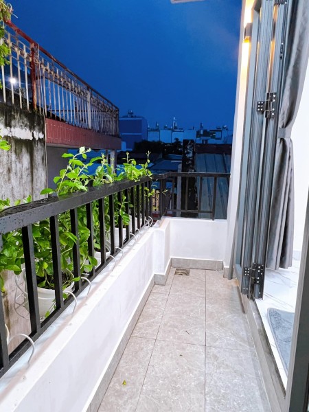 Bán nhà nguyên căn hẻm đường Nguyễn Văn Đậu, 3 tầng giá chỉ 3.35 tỷ