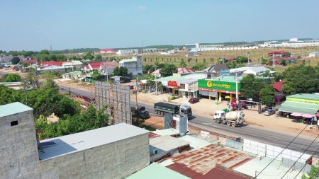 Bán nhanh 3 Lô 2 mặt tiền, nằm sau quốc lộ 14, Bán Kính 700m ngay Chợ và 3 Trường Học