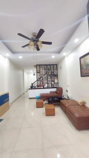 Bán nhà Ngọc Thụy, Long Biên, 45m2-4T-4.38 tỷ, ô tô đỗ, khu vực vip