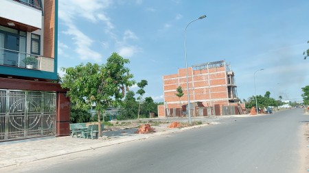 Bán gấp đất khu dân cư Tân Đô - Hương Sen giá cực tốt đầu tư