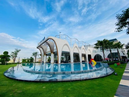 Nhà phố được nhào nặn bởi đôi tay tài hoa, kiến trúc tinh xảo mang đậm nét pháp và châu âu