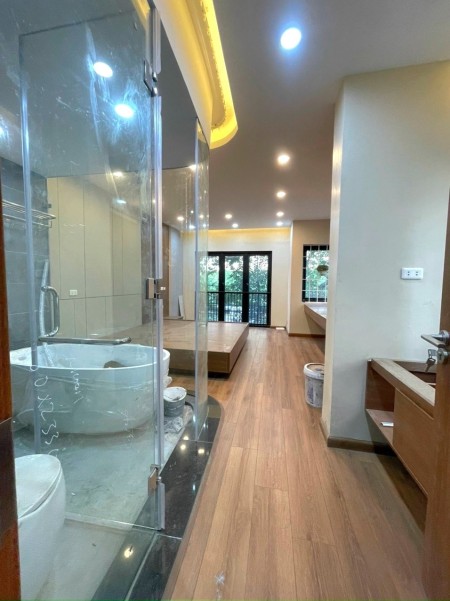 Nhà Tân Triều 40/52 tầng 2, 5 tầng, giá 9.8 tỷ lô góc ô tô tránh, ngõ thông ở kinh doanh