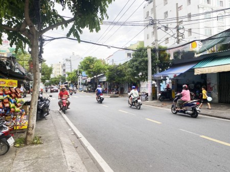 Bán nhà mặt tiền kinh doanh 14m, phường Tân Kiểng, Quận 7, giá 5tỷ3