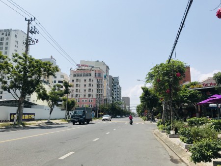 Bán đất Biển Sơn Trà diện tích sử dụng 360m2 sát Phạm Văn Đồng Giá 40 tỷ