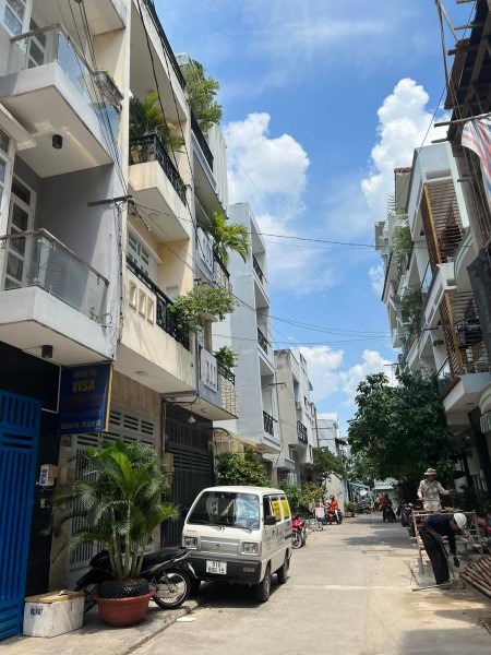Bán nhà đường Bờ Bao Tân Thắng, gần Uỷ Ban Nhân Dân phường Sơn Kỳ vào ở ngay
