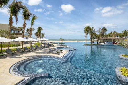 Mua biệt thự Melia Ho Tram căn góc hoa hậu mặt tiền biển