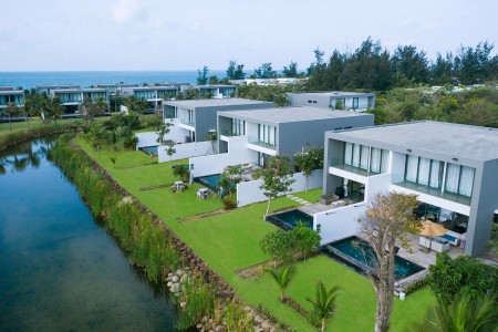 Mua biệt thự Sanctuary Ho Tram căn góc view hồ hướng biển giá tốt