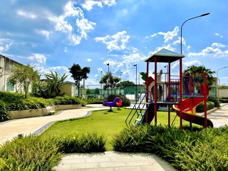 Chính chủ cần bán căn hộ 2 pn, 2wc dt 68m2 ở cc Centum Wealth giá chỉ 2.2 tỷ NTCB cao cấp