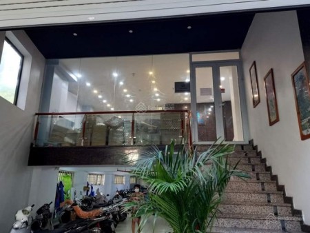 Bán nhà phố PL Vọng quận Hai Bà Trưng DT 100m² x 7 tầng, MT 5m, thang máy, ô tô vào nhà