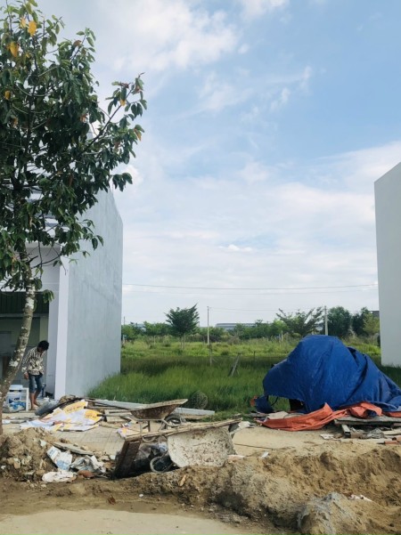 Bán gấp lô đất thổ cư đường nhựa 14m, liền kề KCN, xây trọ ngay 100m2 giá 750 triệu