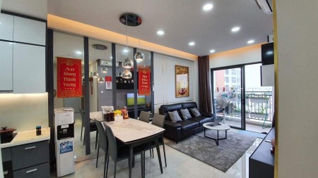 Bán gấp căn hộ 2 phòng ngủ đẹp chỉ 4,5 tỷ The Sun Avenue