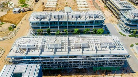 Bán nhà phố thương mại 2 mặt tiền biển giá từ 700 triệu, giá 1.5 tỷ