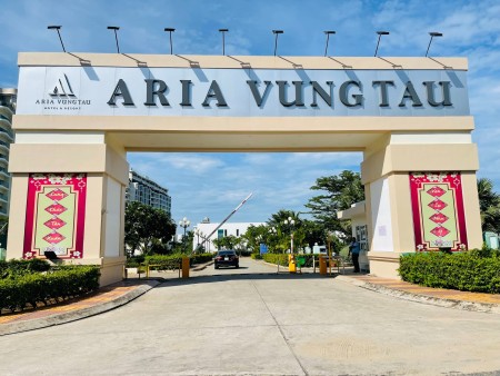 Căn hộ nghỉ dưỡng Aria Vũng Tàu, 100% view biển, sở hữu bãi biển riêng 400m
