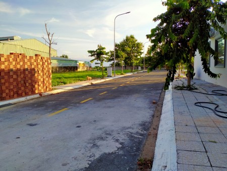 Ngộp bán gấp lô đất Long Điền ngay TL44A giá 2,43 tỷ thương lượng, dt 162m2