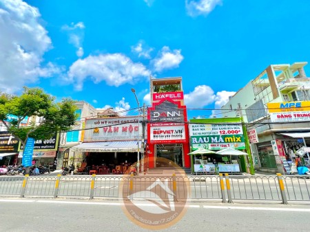 Bán nhà phố Mặt Tiền Kinh Doanh Nguyễn Thị Thập, Quận 7 vị trí đẹp