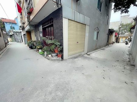 Trung tâm Đào Nguyên cần bán nhà cấp 4, giá tốt, sổ vuông, giá 2.35 tỷ