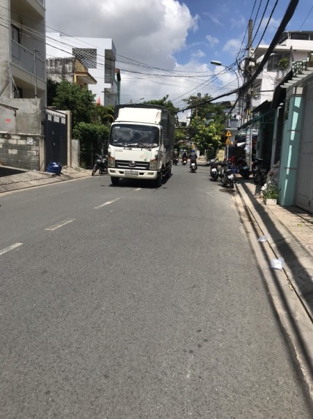 Đầu tư nhà hẻm 6m quận Tân Phú DT 183m², nhỉnh giá 9 tỷ đồng 52 triệu/m²