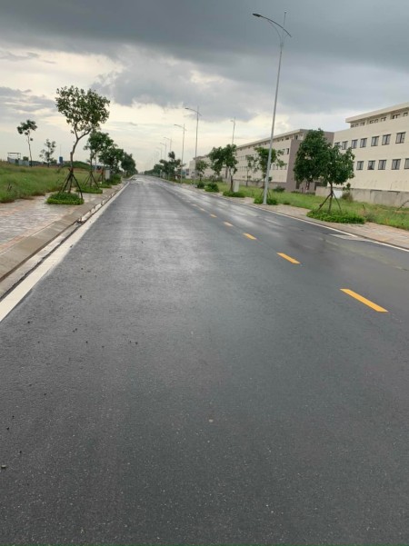 Bán đất khu đô thị Gem Sky World sân bay Long Thành, giá tốt lh 0365465545