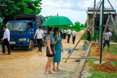 Đi đến slide 4