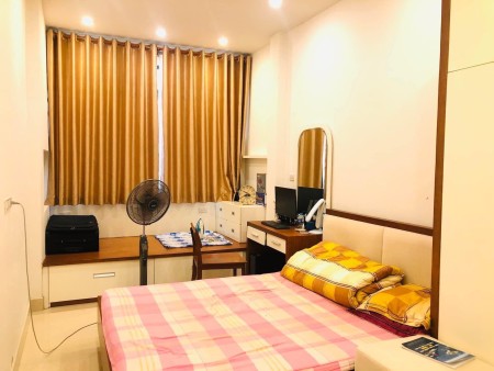 Bán nhà Trần Từ Bình, Cầu Giấy phân lô đỗ cửa sát phố ngõ thông, giá 7.9 tỷ