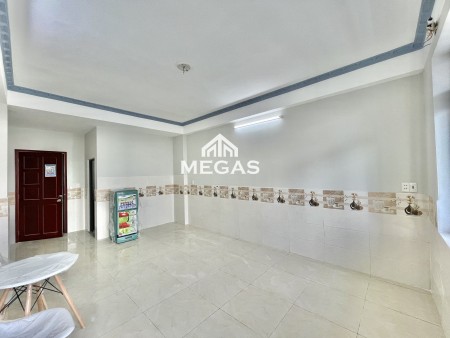 Phòng Ban Công Rộng 40m2 ngay Bờ Bao Tân Thắng - Aeon Tân Phú - Lê Trọng Tấn
