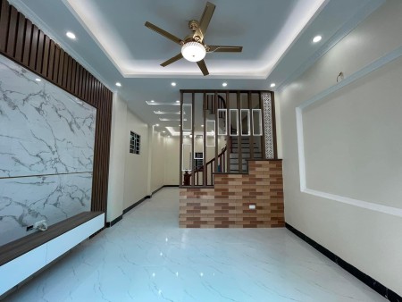 Bán nhà Văn Phú 3 mặt thoáng ngõ ba gác diện tích rộng gần ô tô nhà mới đẹp ở ngay