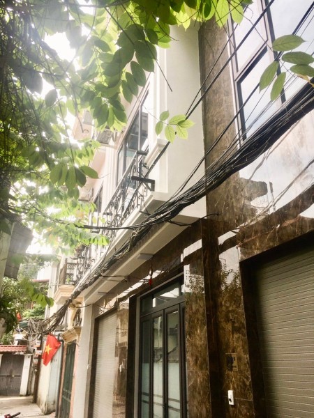 5 tỷ sở hữu ngay nhà Ba Đình. 36m2 x 5 tầng. Ngõ ba gác tránh. Sổ nở hậu