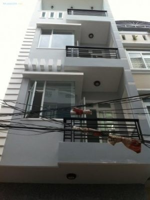 Bán gấp nhà 3 tầng, ngõ Thống Nhất, Phường Cự Khối, diện tích 65m2, 3,3 tỷ