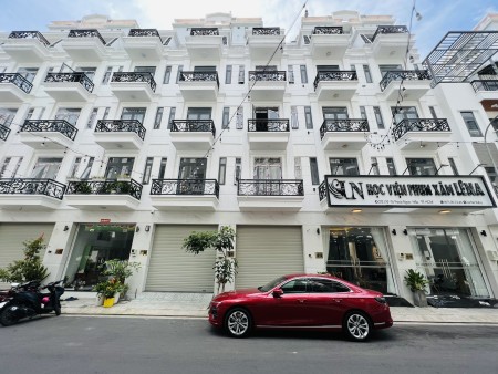 Quận Tân Phú, Chính chủ nhà 8x15, 4 lầu có gara oto,cần ra đi gấp bớt lộc cho ai thiện chí