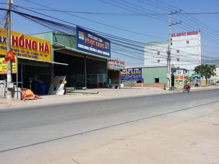 Chính chủ cần bán đất ở đường Lê Thị Trung khu dân cư, đường lớn