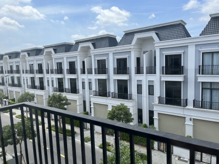 Gia đình tôi đang kẹt tiền thanh toán cần Thanh Lý gấp nền nhà Phố