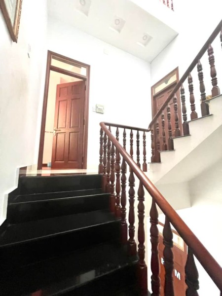 Bán nhà mặt tiền Đặng Thúc Liêng, Quận 8, 79m2, 4T, 12.8tỷ.